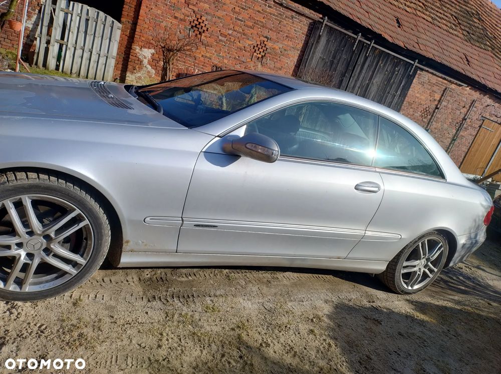 Mercedes-Benz CLK - 2