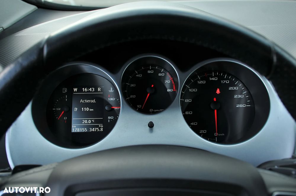 Seat Leon ver-1-8-tsi-style - 22