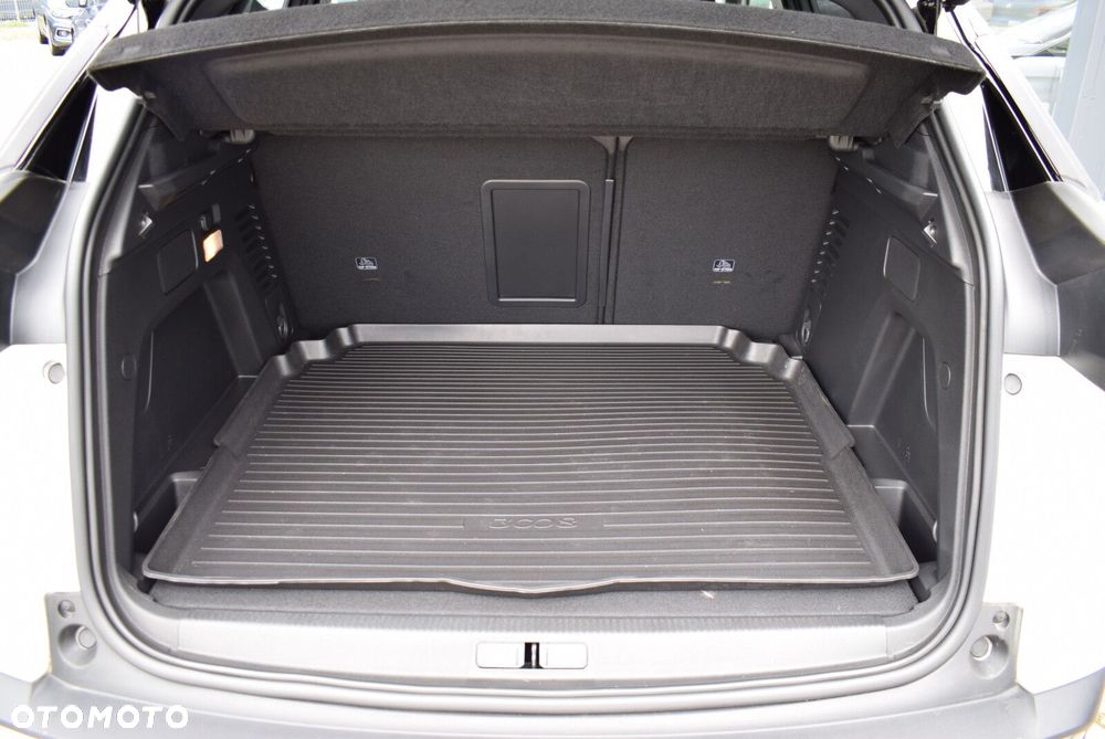 Peugeot 3008 1.5 BlueHDi Allure S&S EAT8 - 32