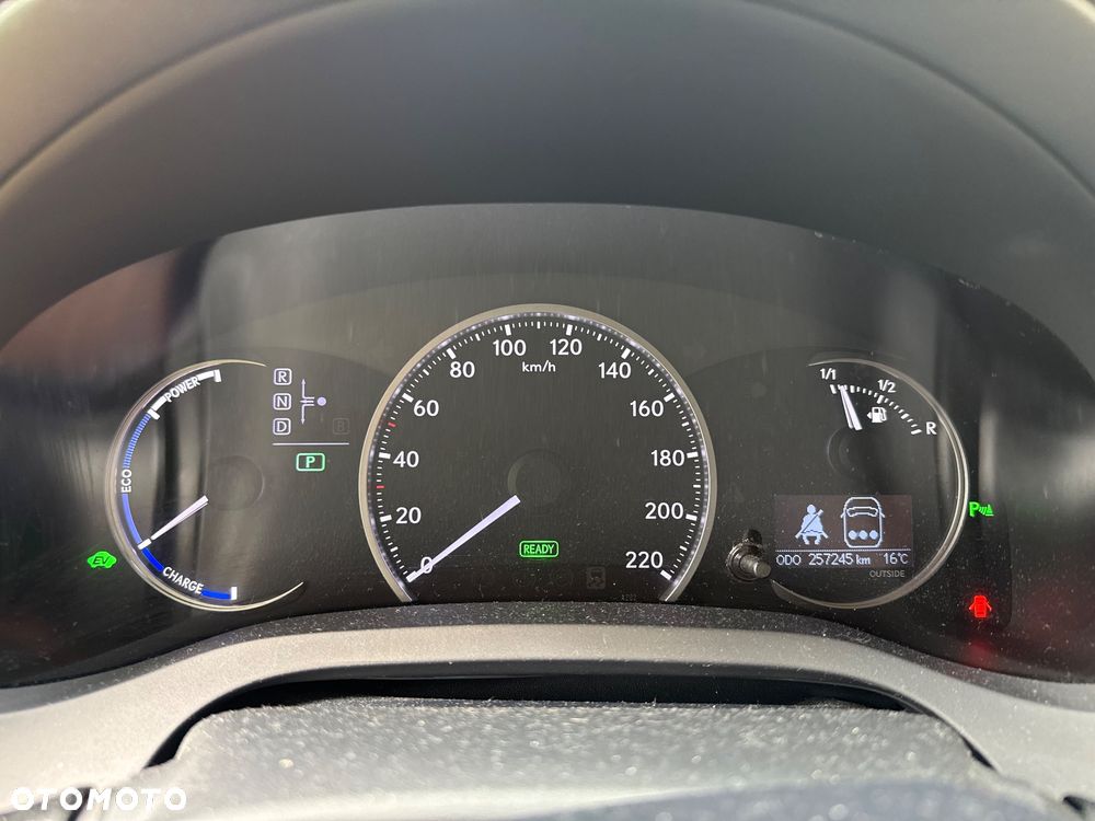 Lexus CT 200h Elegance - 10