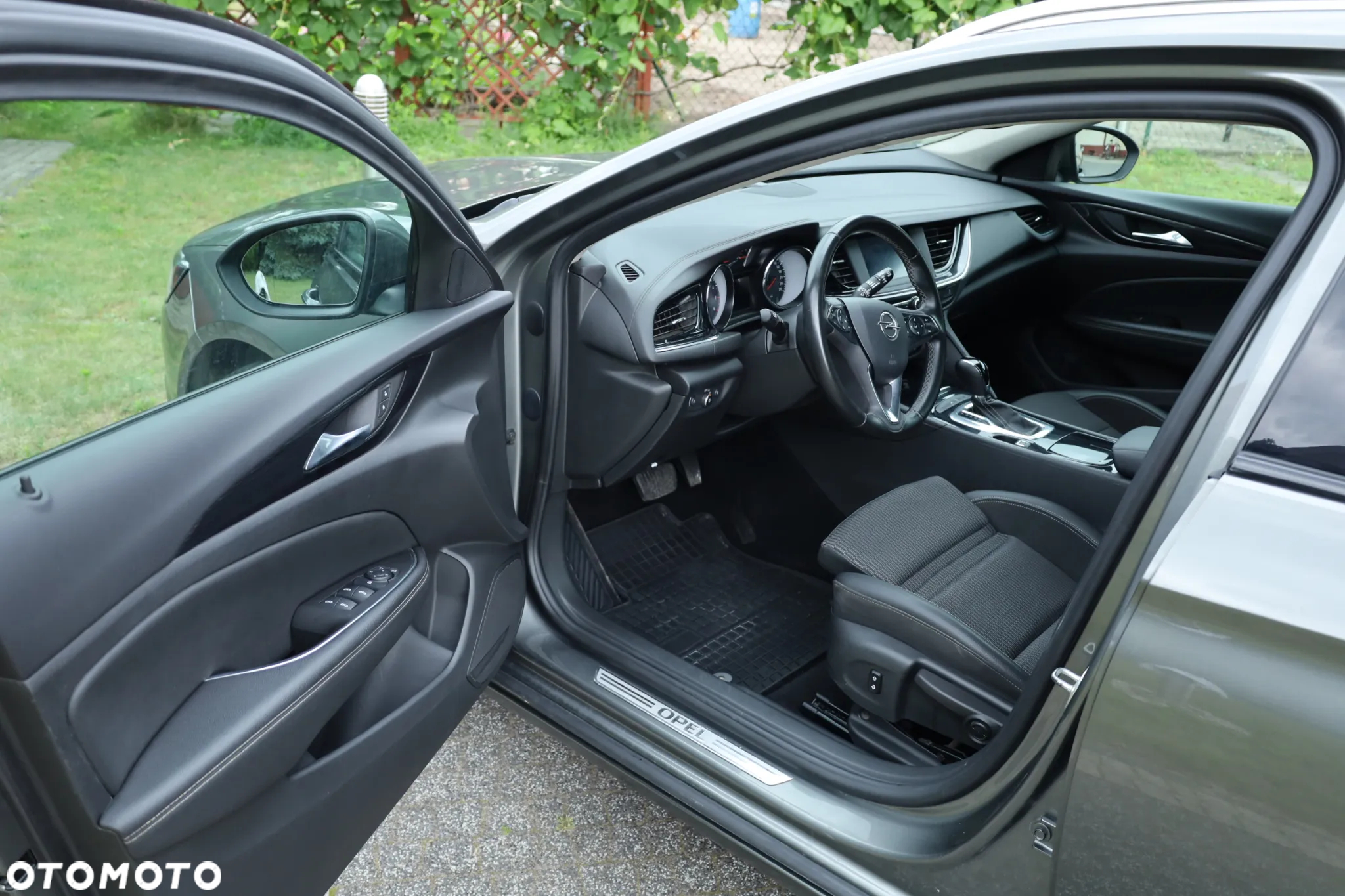 Opel Insignia 1.5 T Innovation S&S - 11