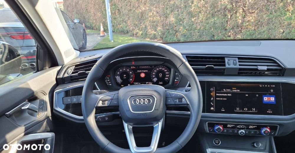 Audi Q3 Sportback - 11