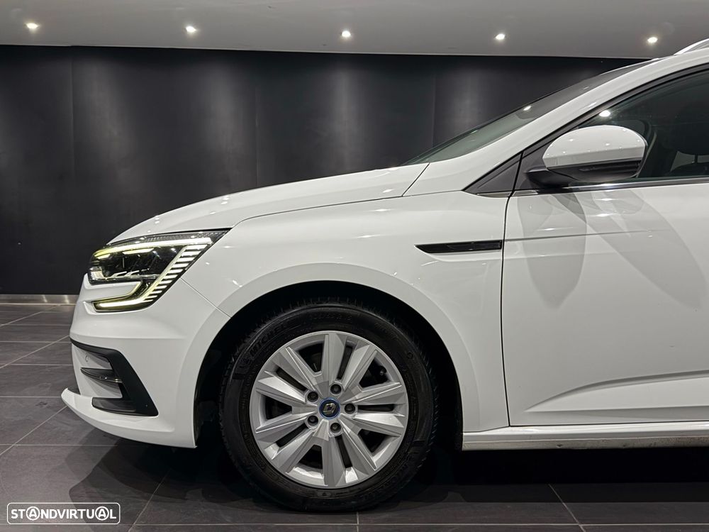 Renault Mégane E-Tech Plug-in Hybrid 160 EQUILIBRE - 3