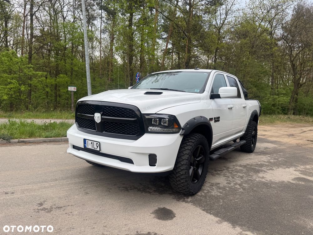 Dodge RAM - 16