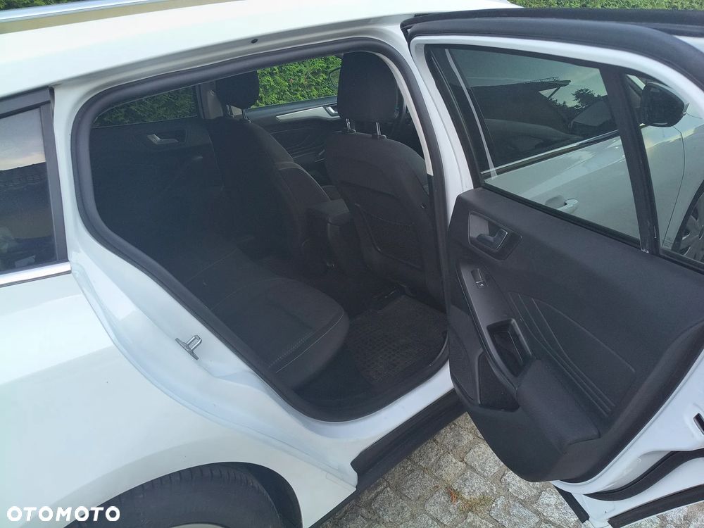 Ford Focus - 6