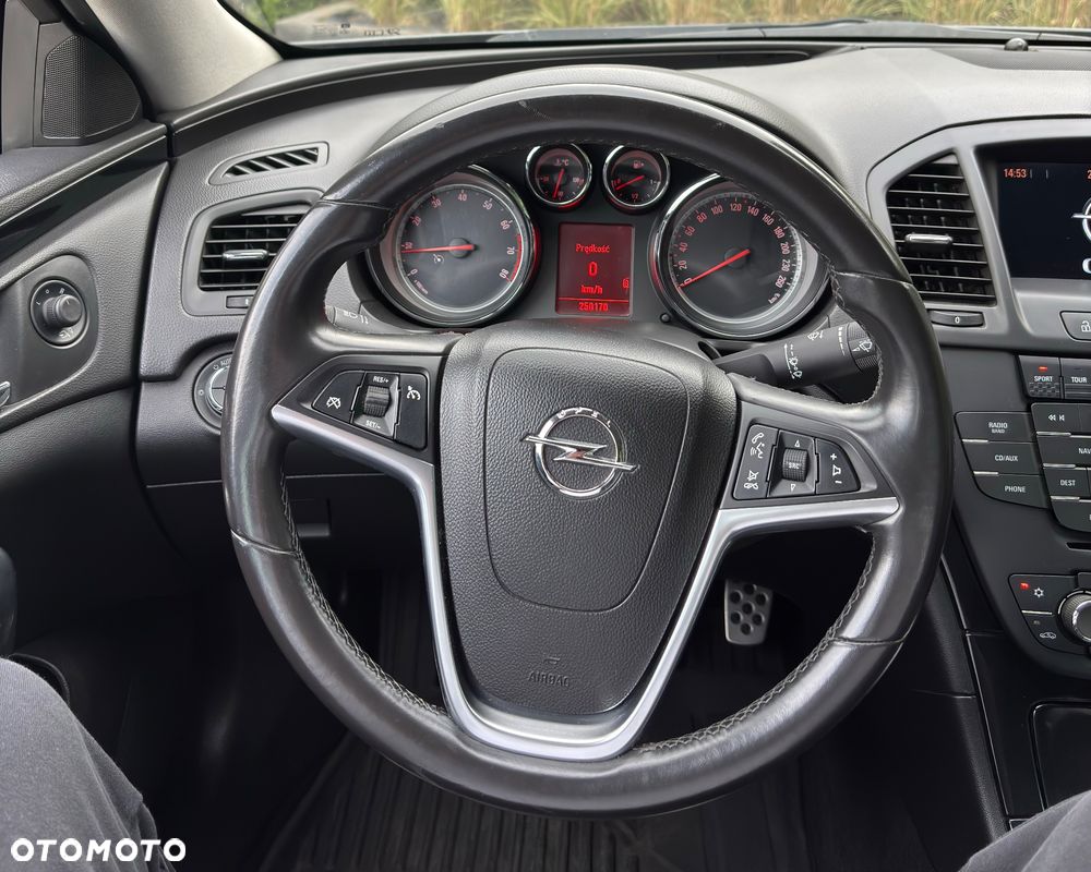 Opel Insignia - 9