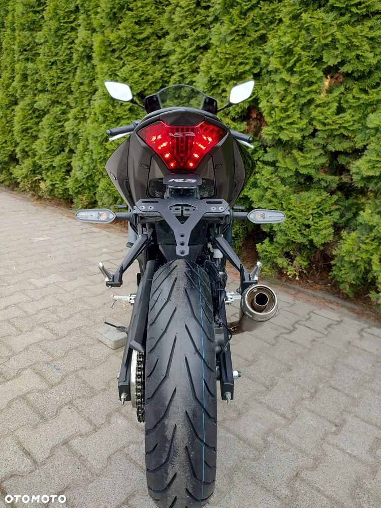 Yamaha R3 - 15