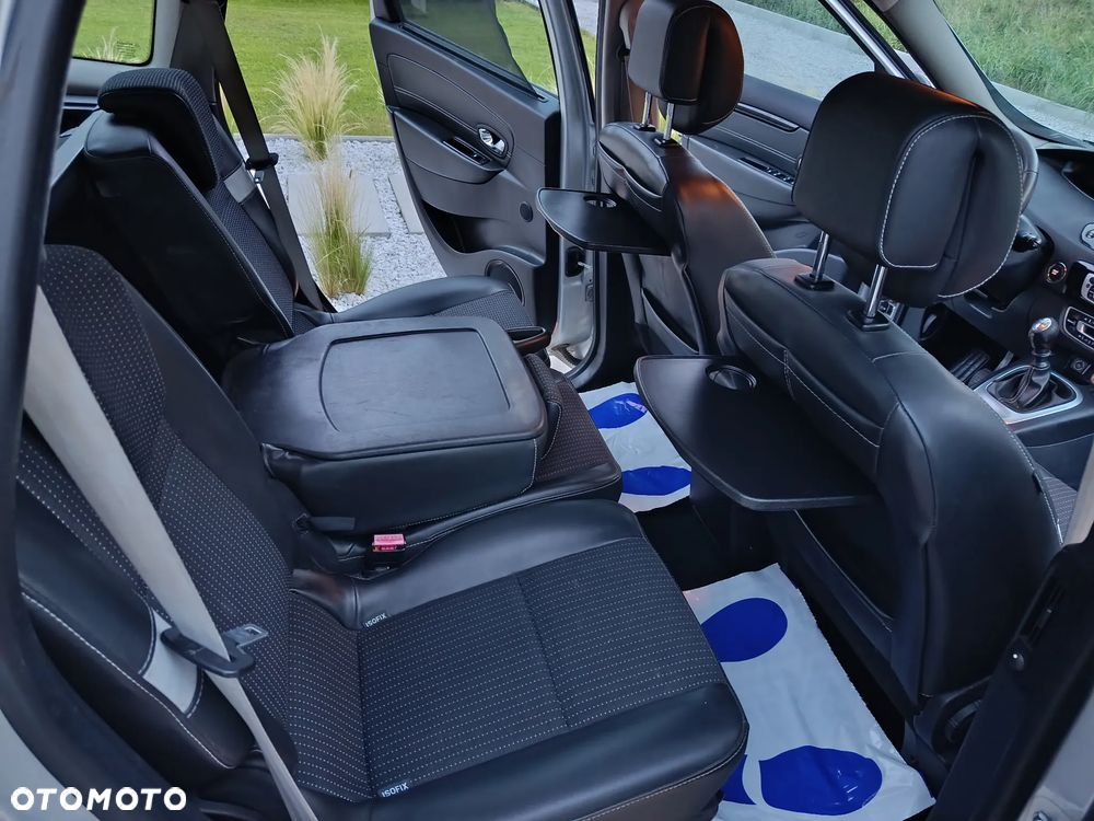Renault Grand Scenic Gr 1.4 16V TCE Bose Edition - 26