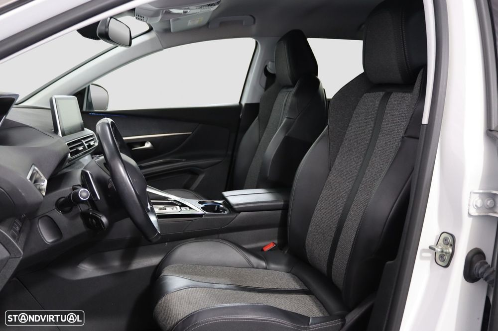 Peugeot 5008 1.2 PureTech Allure EAT8 - 4