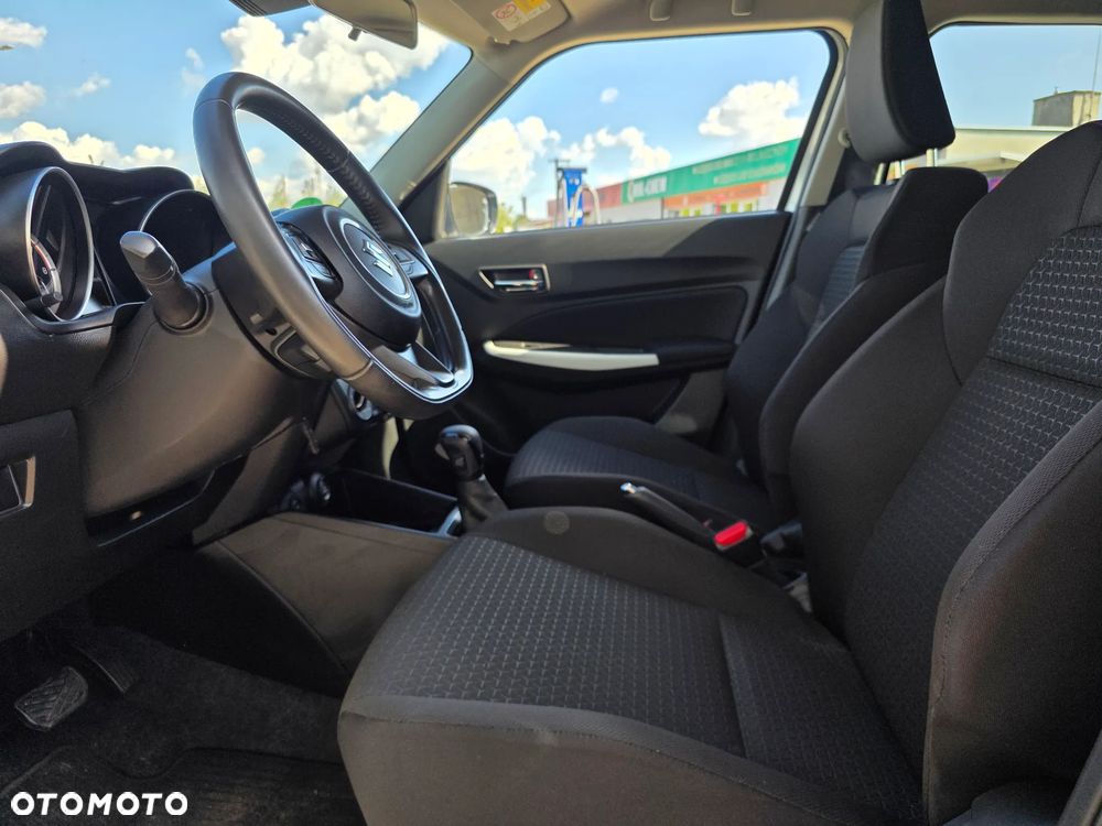 Suzuki Swift 1.2 Dualjet SHVS Premium CVT - 14