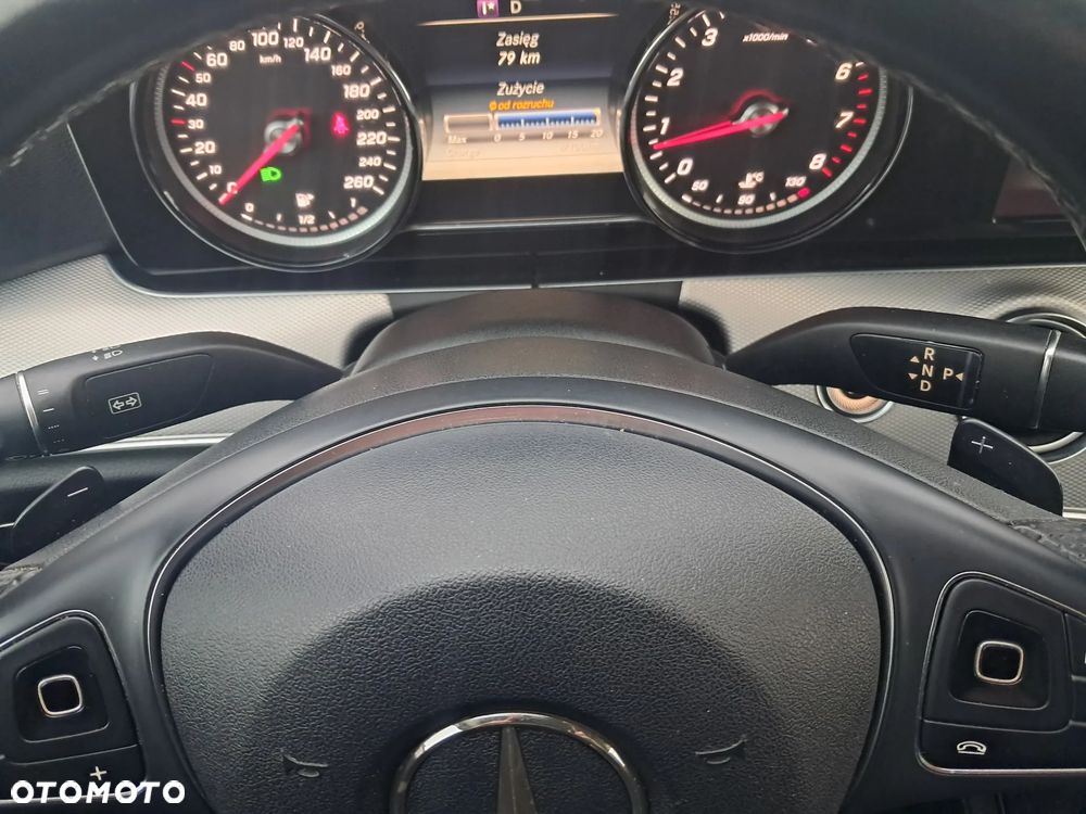 Mercedes-Benz Klasa E 200 9G-TRONIC - 29
