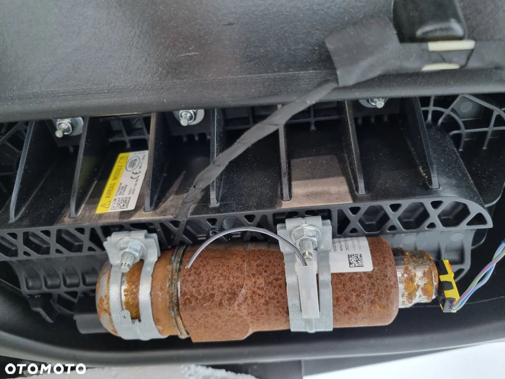 LAND ROVER DISCOVERY L550 SPORT KONSOLA DESKA ROZDZIELCZA KOKPIT ORYGINAŁ AIRBAG EUROPA - 4