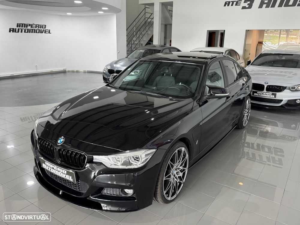 BMW 330 e iPerformance Pack M - 3