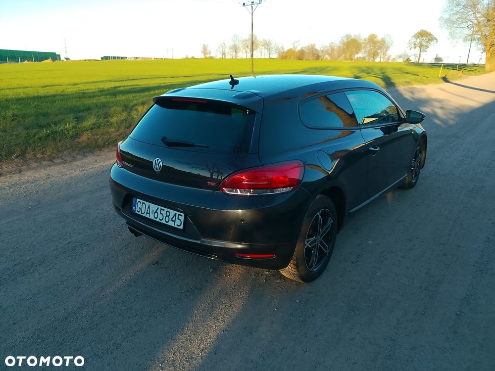 Volkswagen Scirocco 1.4 TSI Perfectline R-Style - 2