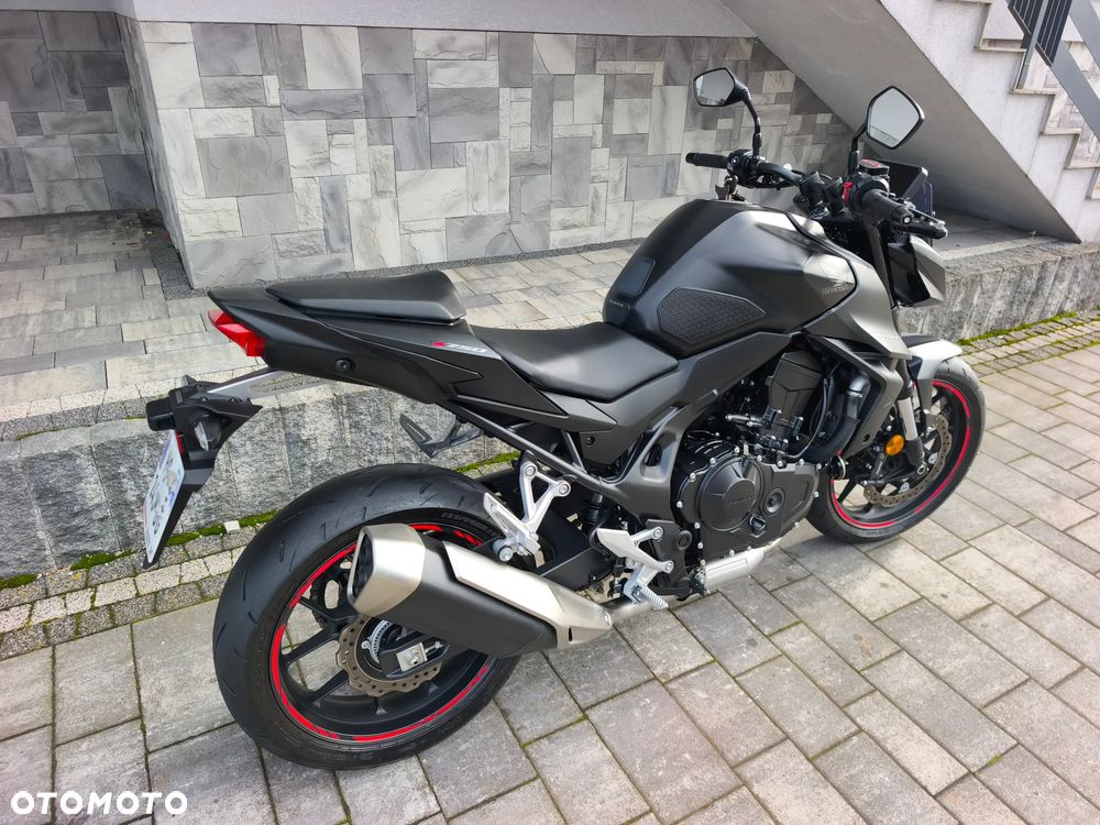 Honda Hornet - 32