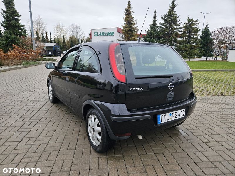 Opel Corsa 1.2 16V Comfort - 12