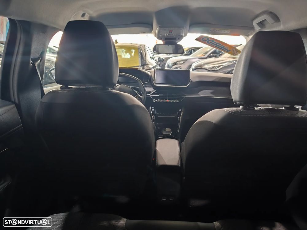 Peugeot 208 1.2 Hybrid Allure e-DCS6 - 3