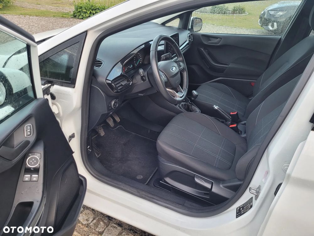 Ford Fiesta 1.0 EcoBoost S&S COOL&CONNECT - 16
