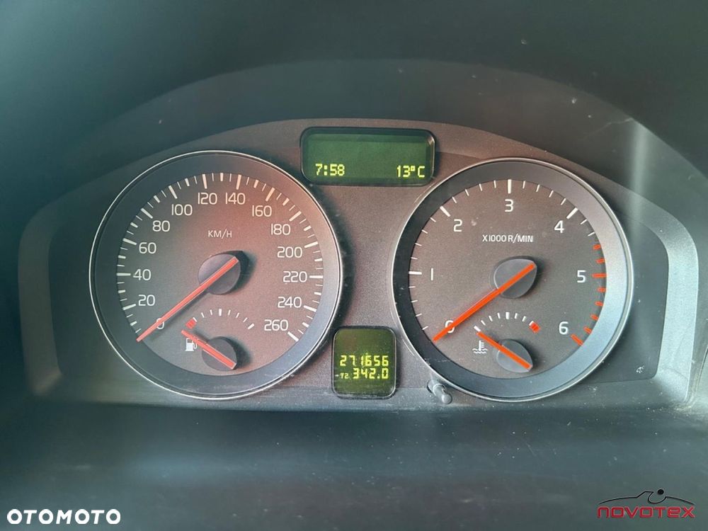 Volvo V50 D2 Momentum Start-Stop - 13
