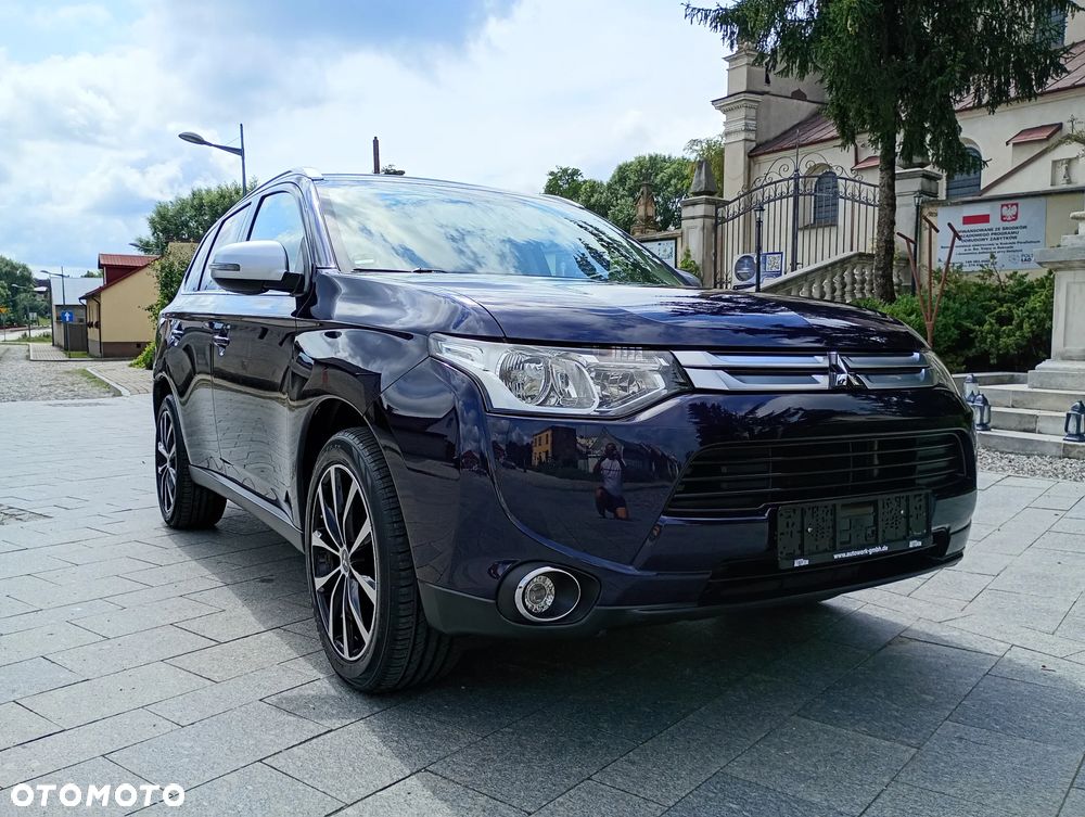 Mitsubishi Outlander 2.0 2WD Inform - 11