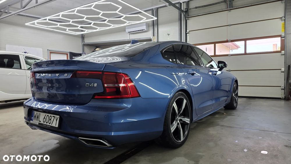 Volvo S90 D4 R-Design - 10