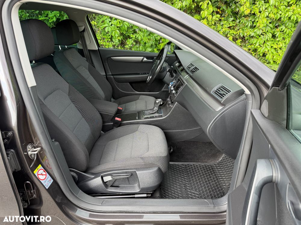 Volkswagen Passat 2.0 TDI DSG BlueMotion Technology Comfortline - 10
