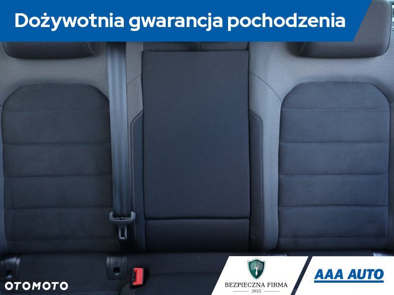 Volkswagen Golf Variant - 12
