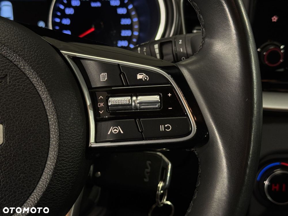 Kia Ceed - 16