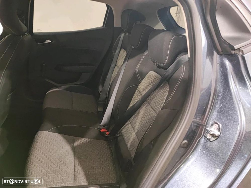 Renault Clio 1.5 Blue dCi Limited - 8