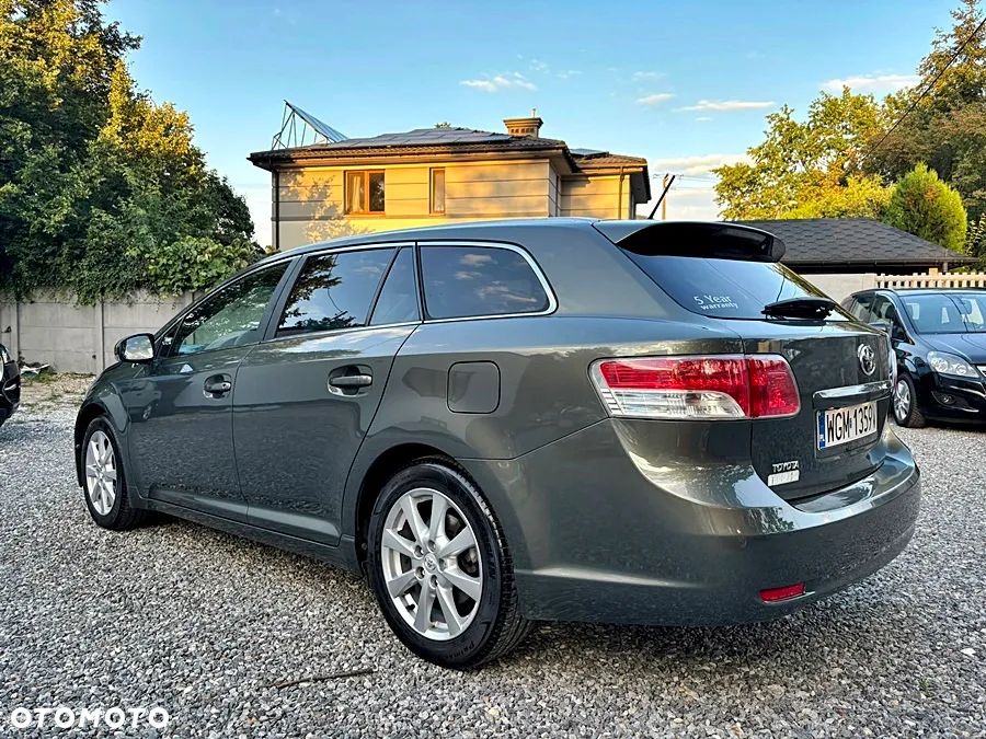 Toyota Avensis 2.0 D-4D Sol plus+NAVI - 7
