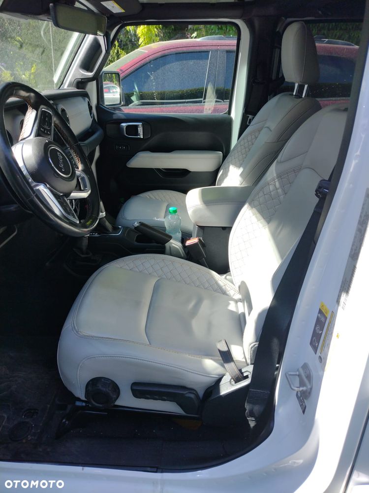 Jeep Gladiator 3.0 V6 MultiJet 80th Anniversary - 17