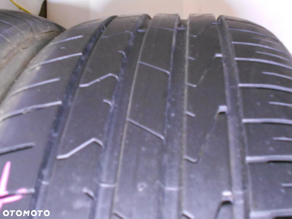 OPONY 215/55R17 HANKOOK VENTUS PRIME 3 SEAL DOT 4022 7MM - 4