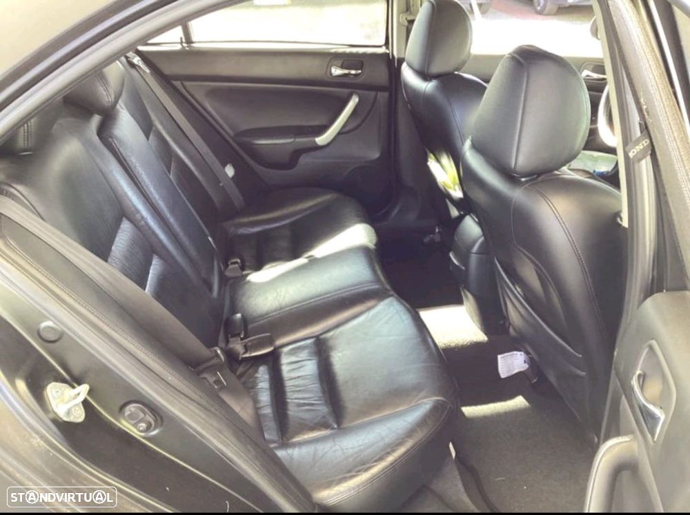 Honda Accord 2.4 Executive W/Navi Auto. - 8