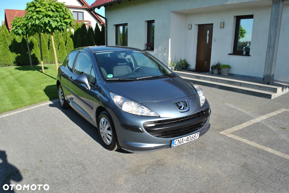 Peugeot 207 1.4 16V Trendy - 1
