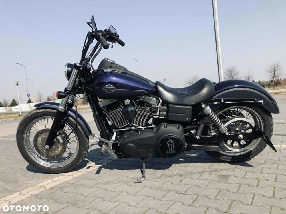 Harley-Davidson Dyna Street Bob - 3