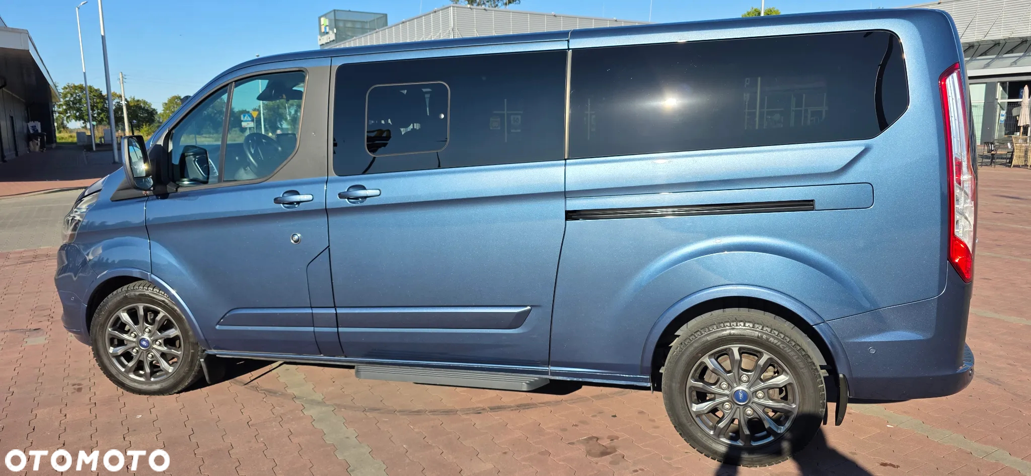 Ford Tourneo Custom 2.0 EcoBlue L1 Titanium SelectShift - 9