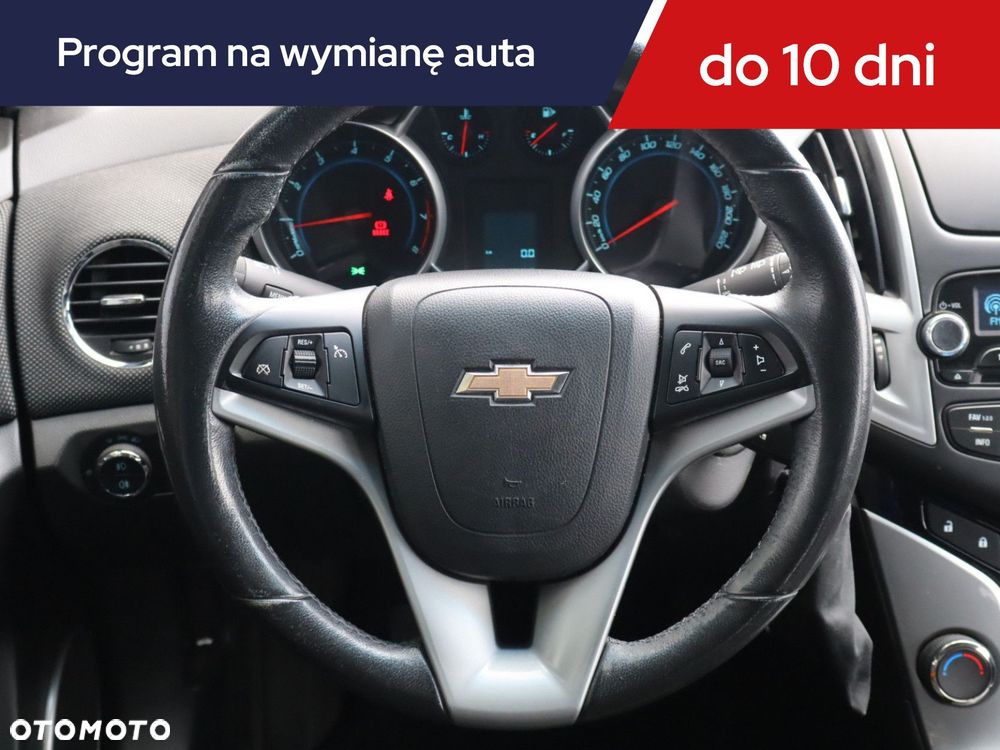 Chevrolet Cruze - 18