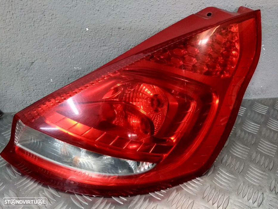 Farol Farolim Traseiro Ford Fiesta 2010 MK6 - 1