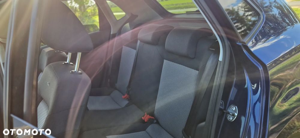 Volkswagen Polo 1.2 Comfortline - 24