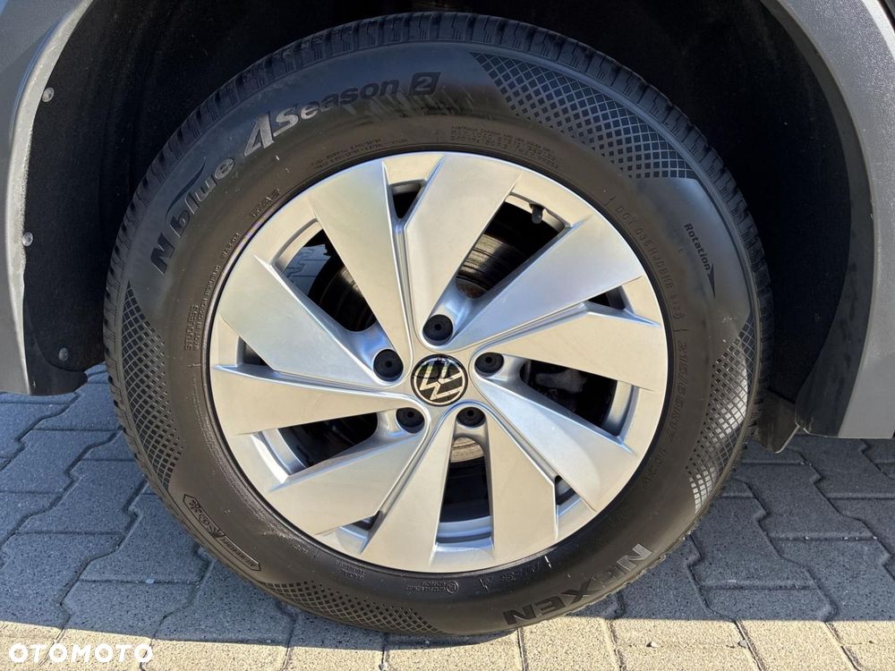 Volkswagen Tiguan - 20