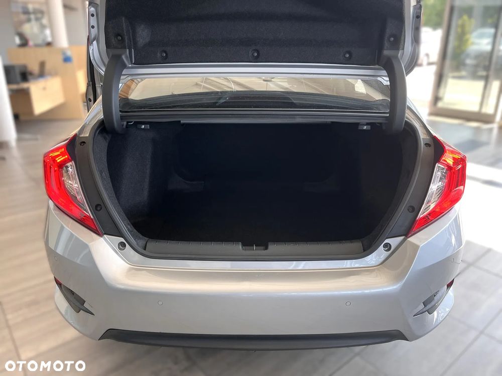 Honda Civic 1.5 i-VTEC Turbo CVT Sport Plus - 28