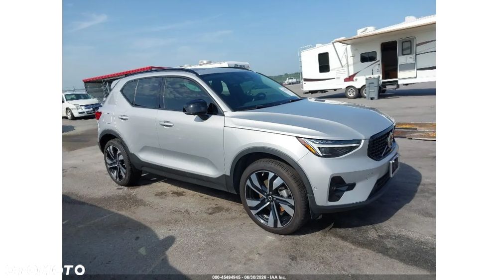 Volvo XC 40 B5 B AWD Ultimate Dark - 6