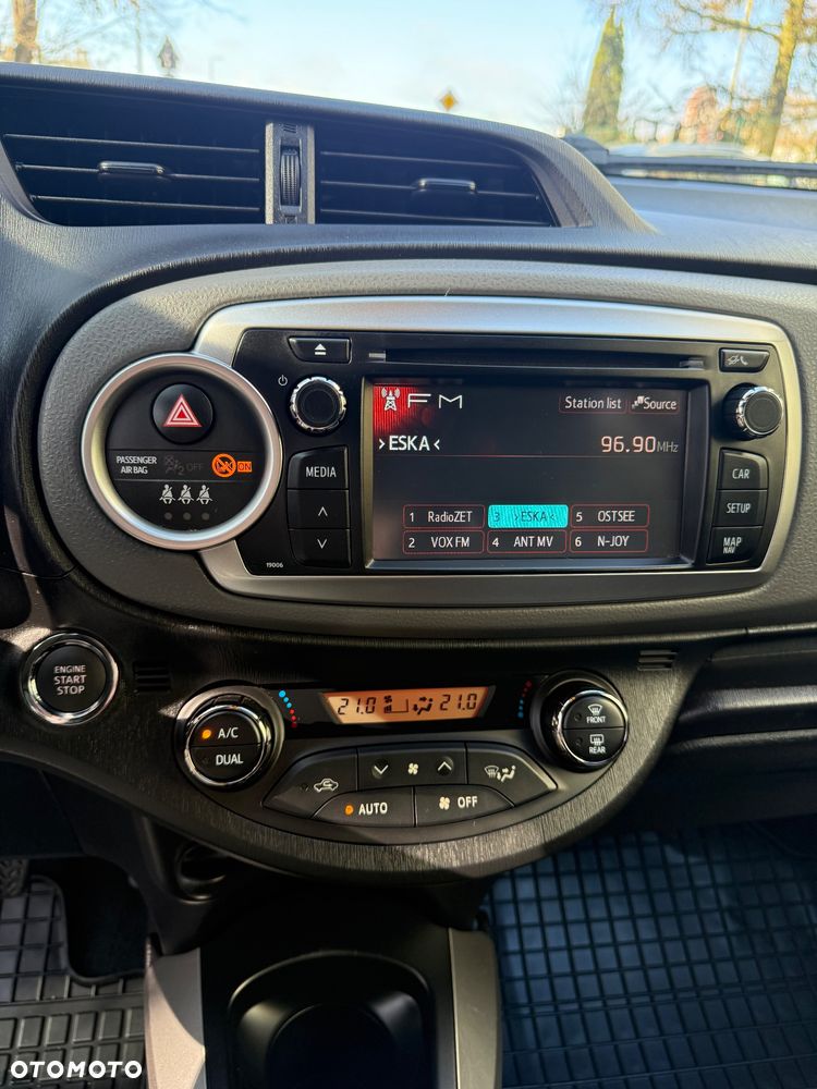 Toyota Yaris 1.33 VVT-i Edition 2014 - 28