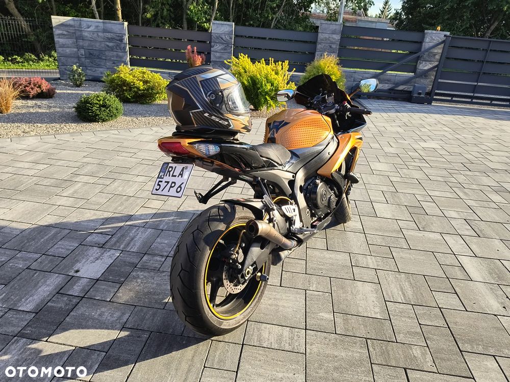 Suzuki GSX-R - 5
