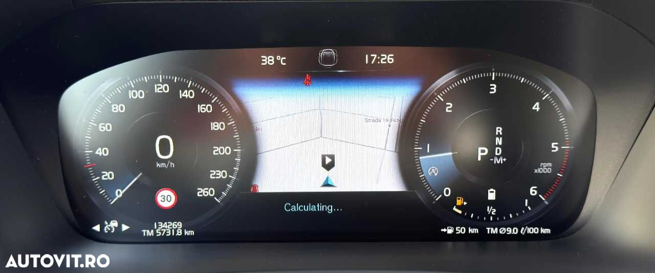 Volvo XC 90 - 25
