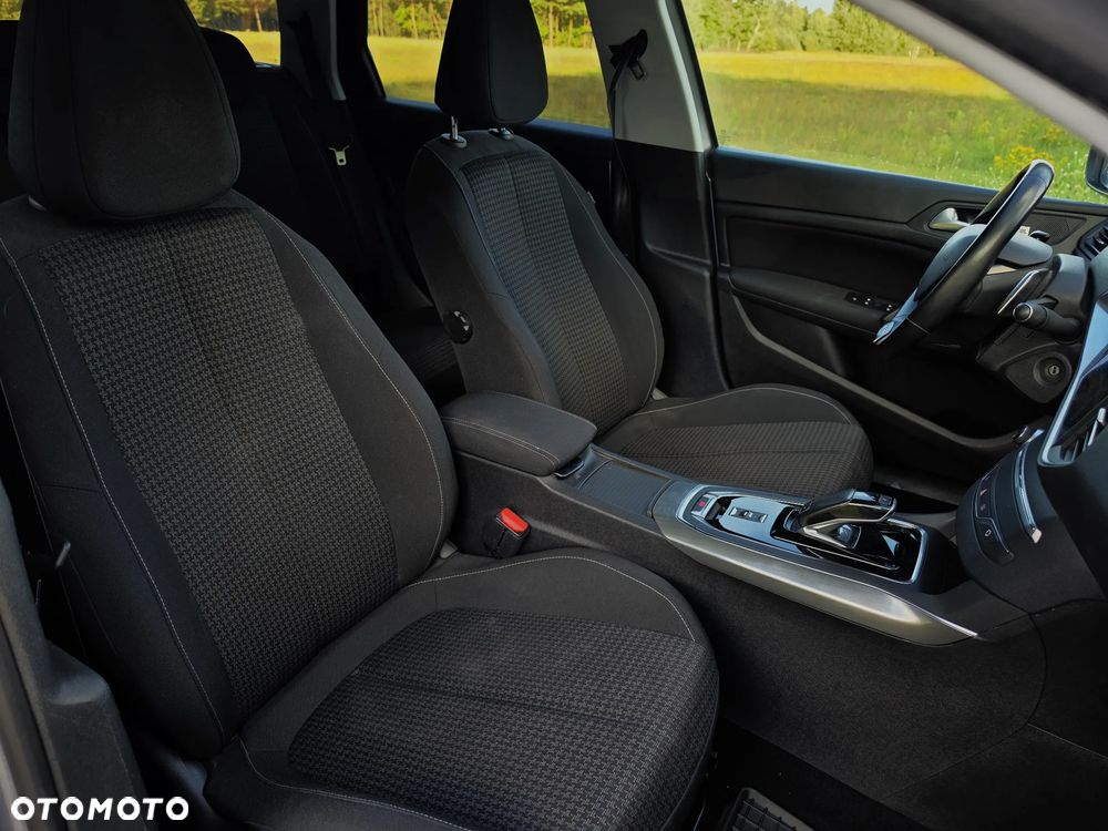 Peugeot 308 1.5 BlueHDi GT Pack S&S EAT8 - 16