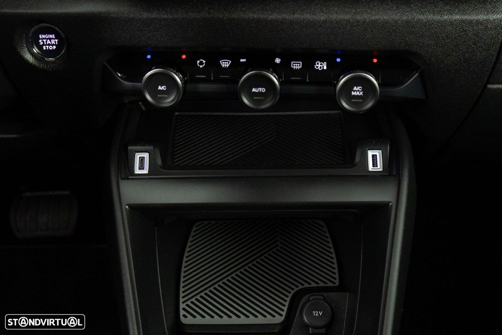 Citroën e-C4 50 kWh Live Pack - 26