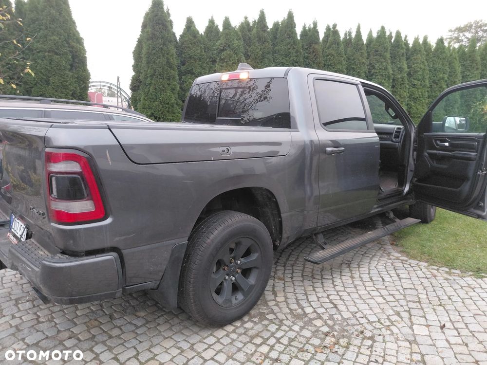 Dodge RAM 5.7 4x4 - 1