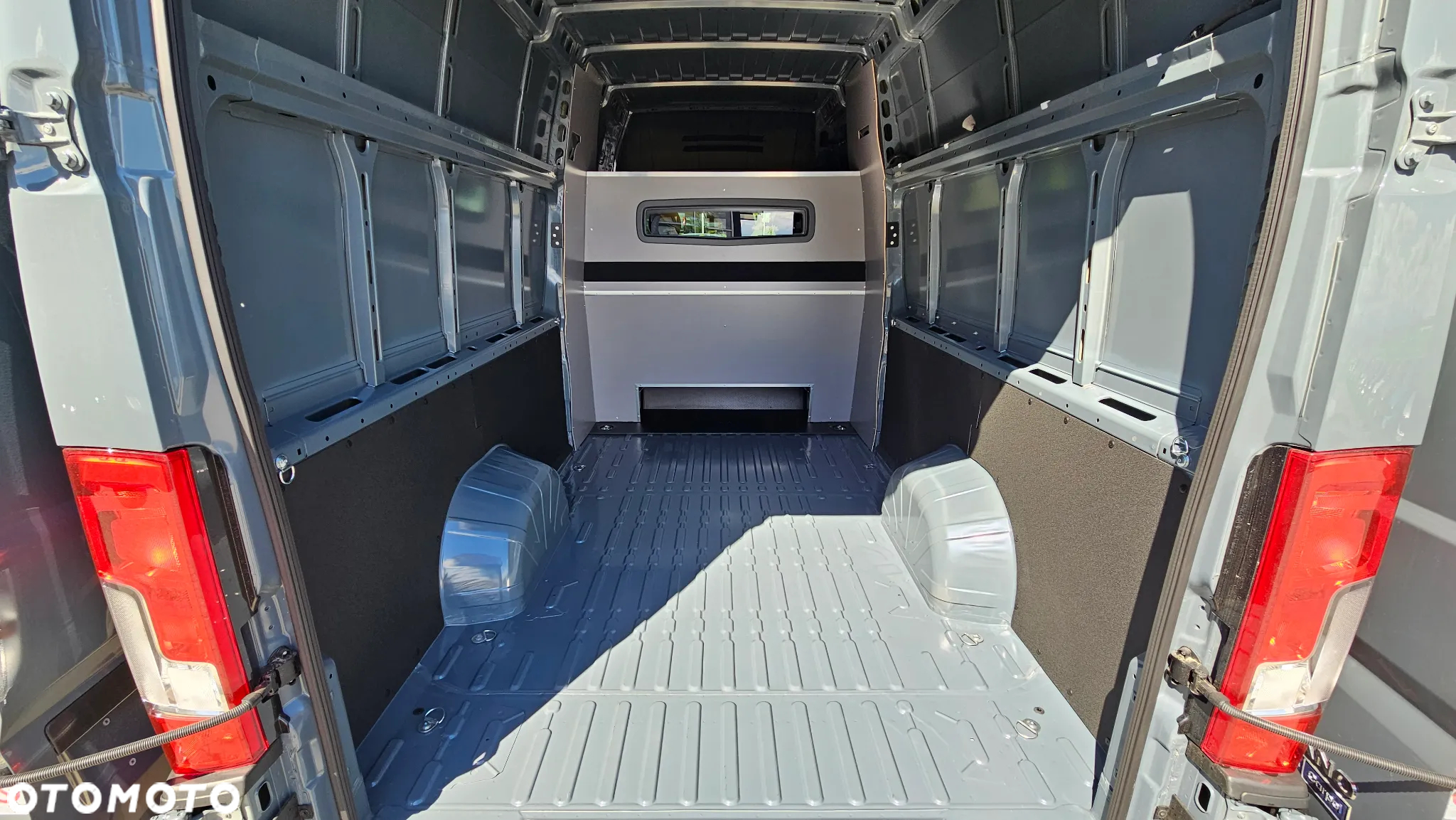 Opel Movano - 10
