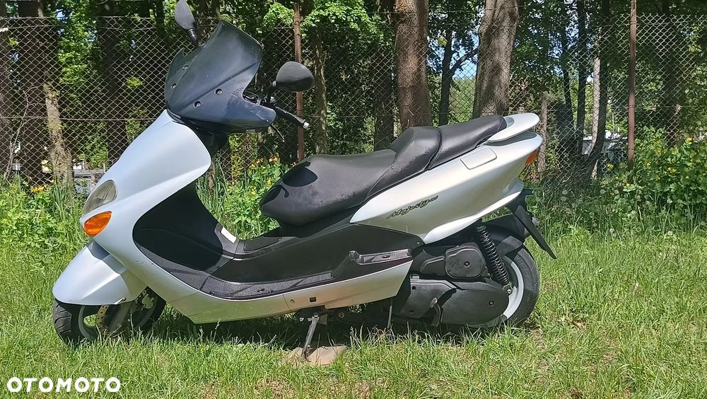 Yamaha Majesty - 4